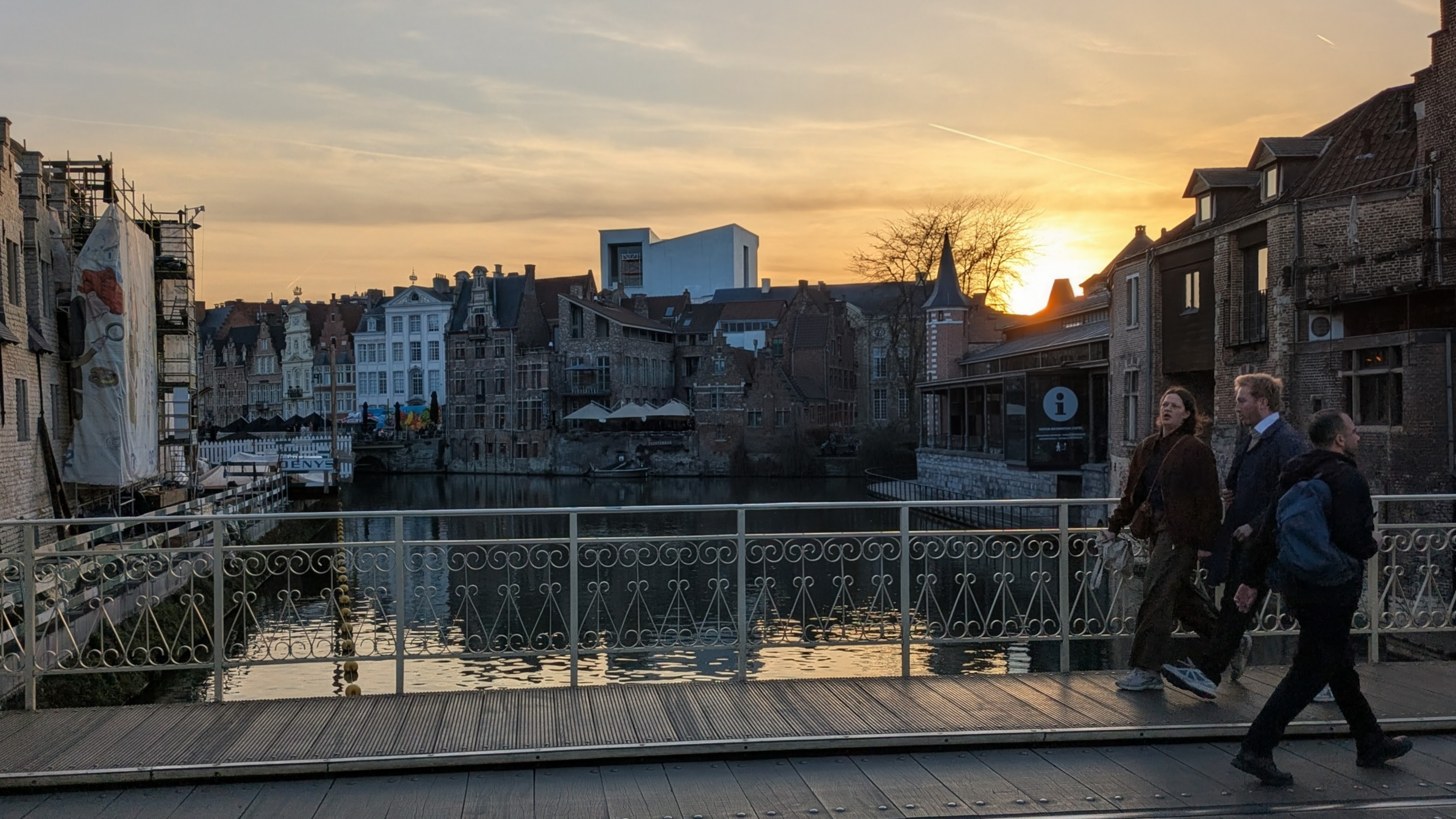 Cover image for Welcome